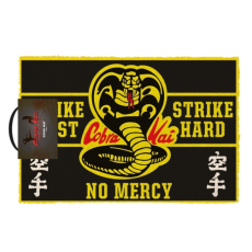 pyramid_felpudo_cobra_kai_no_mercy_5050293856889_oferta