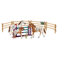 schleich_horse_club_42433_set_de_entrenamiento_para_concurso_lisa_4055744021831_oferta