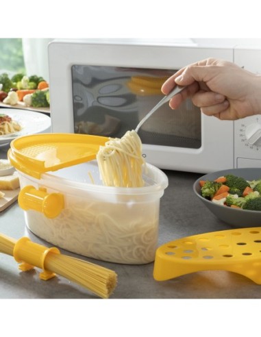 innovagoods_cuecepasta_para_microondas_4_en_1_con_accesorios_y_recetas_pastrainest_2